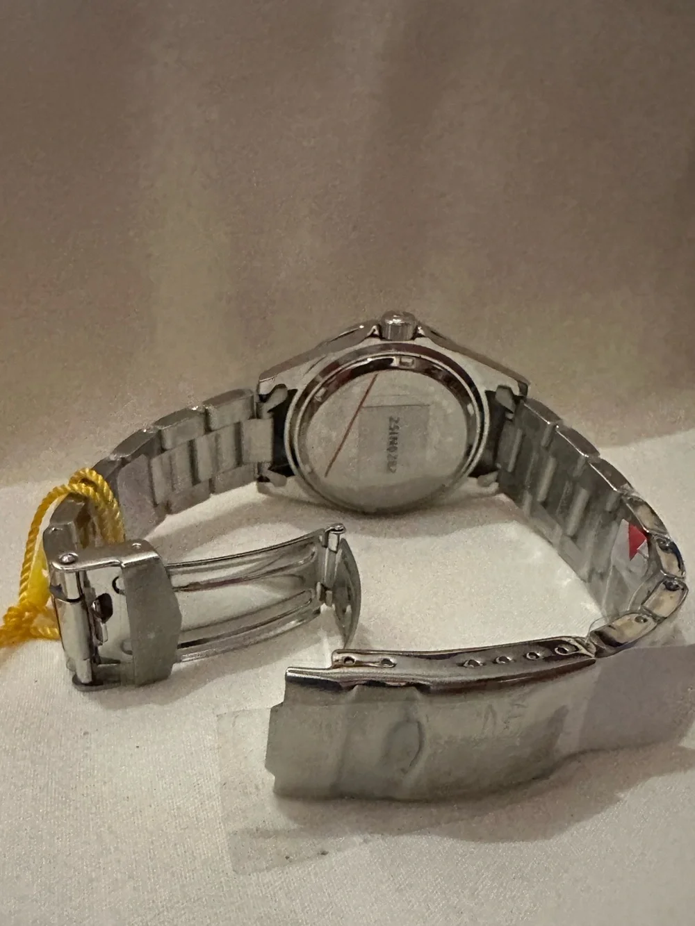 Invicta this eye